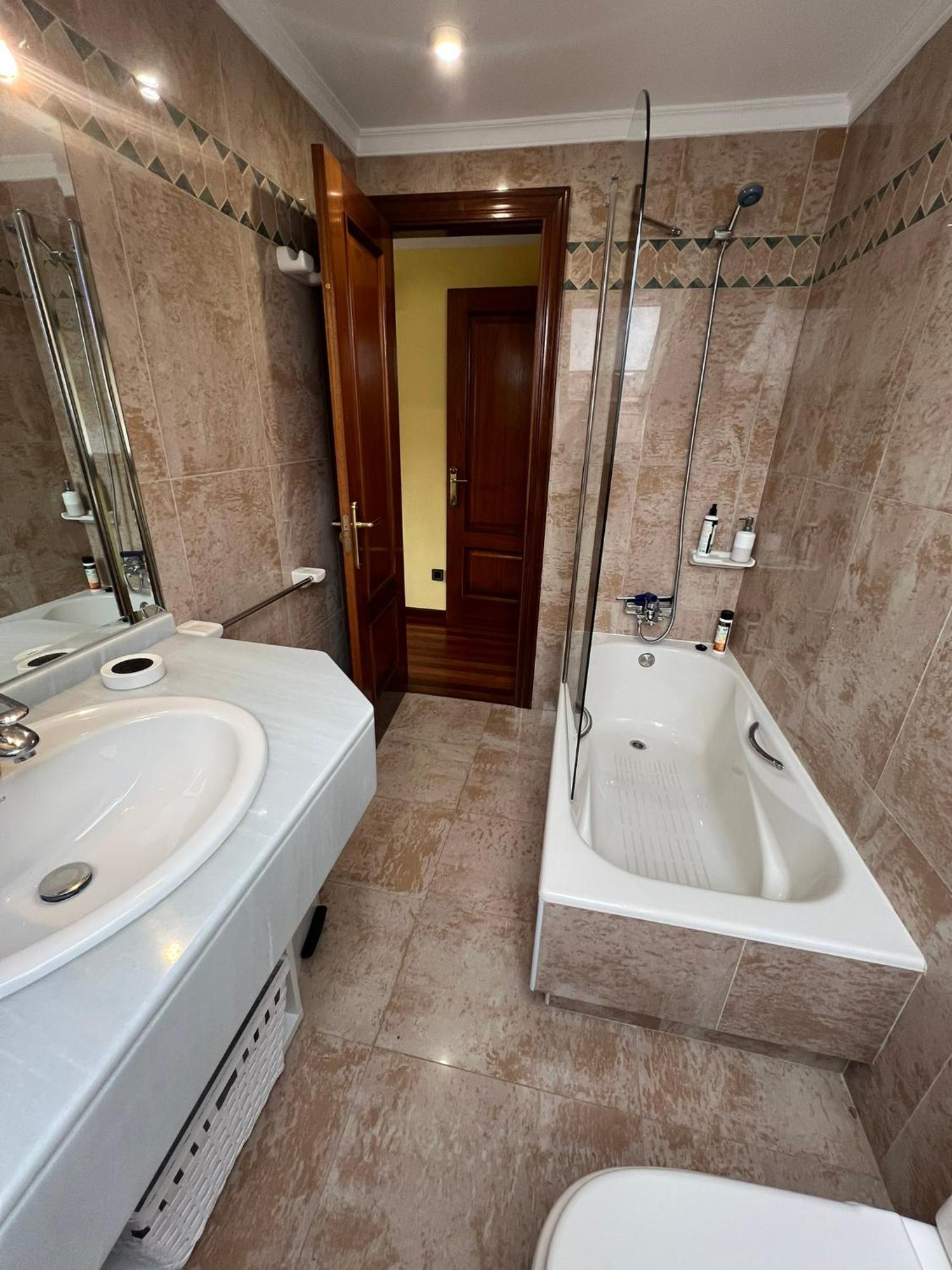 Gestiona2R- Casa Grande En El Centro De Llanes Villa Eksteriør billede