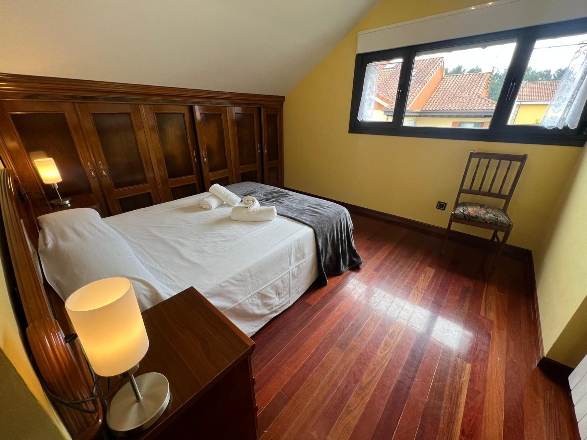Gestiona2R- Casa Grande En El Centro De Llanes Villa Eksteriør billede