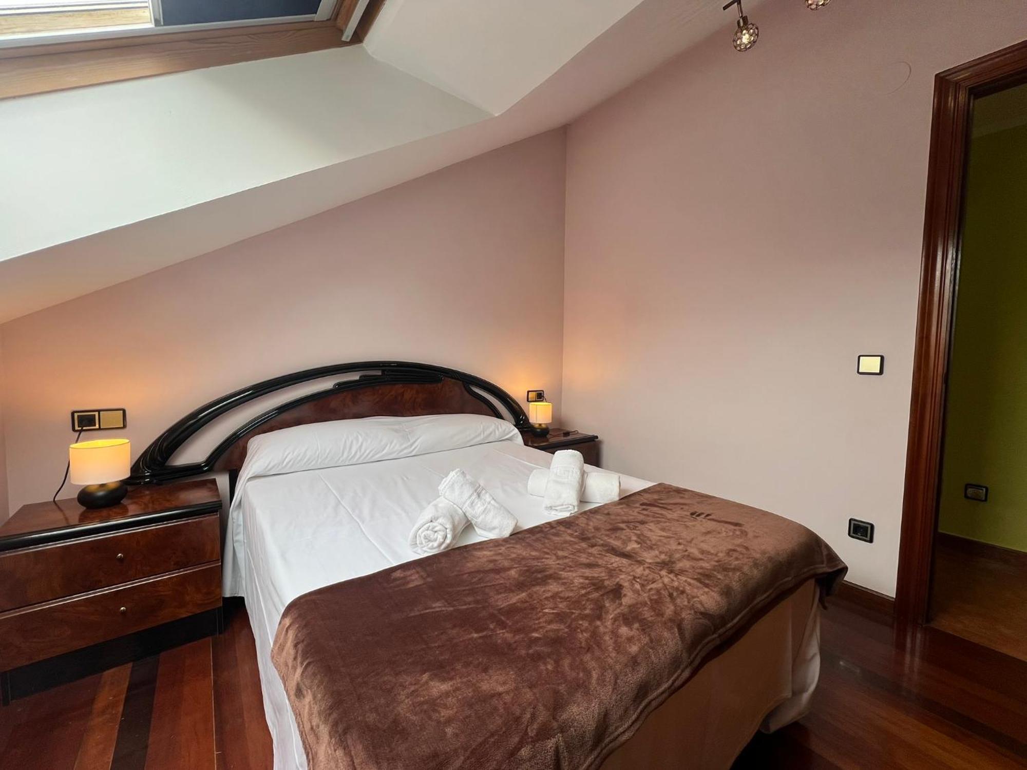 Gestiona2R- Casa Grande En El Centro De Llanes Villa Eksteriør billede