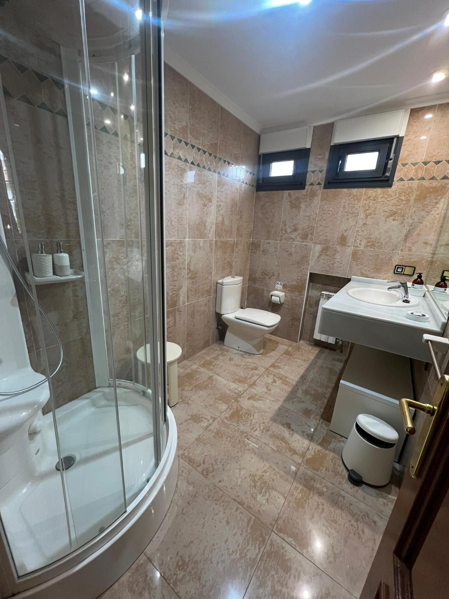 Gestiona2R- Casa Grande En El Centro De Llanes Villa Eksteriør billede